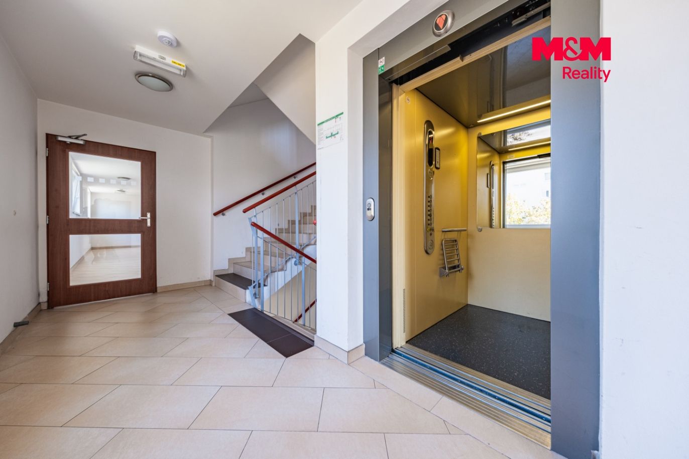 Pronájem bytu 2+kk, 60 m², v Praze, ul. Hornoměcholupská