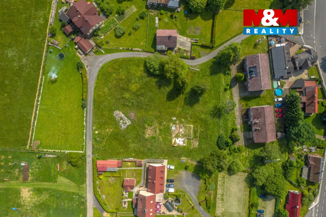 Pohled na pozemek