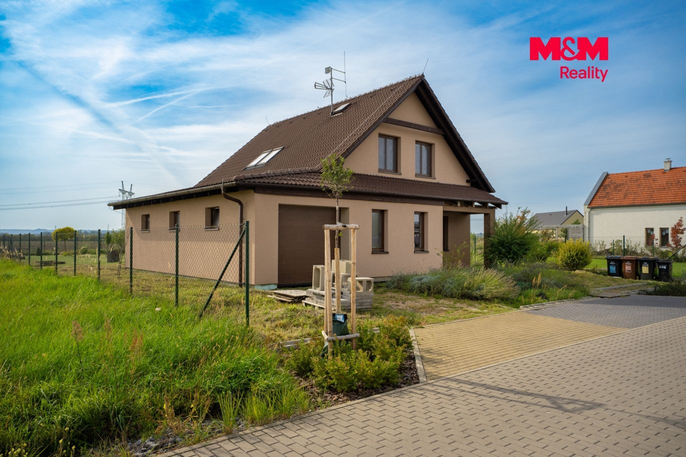Dům