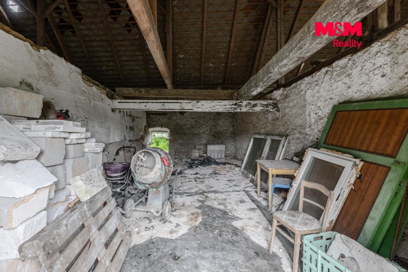 EOSR4015-HDR.jpg