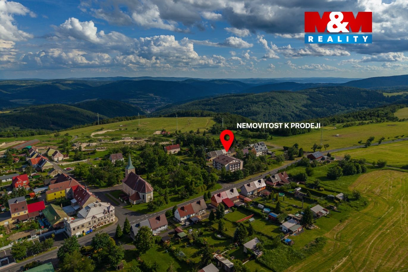 Prodej bytu 3+1, 70 m², Měděnec, ul. Náměstí