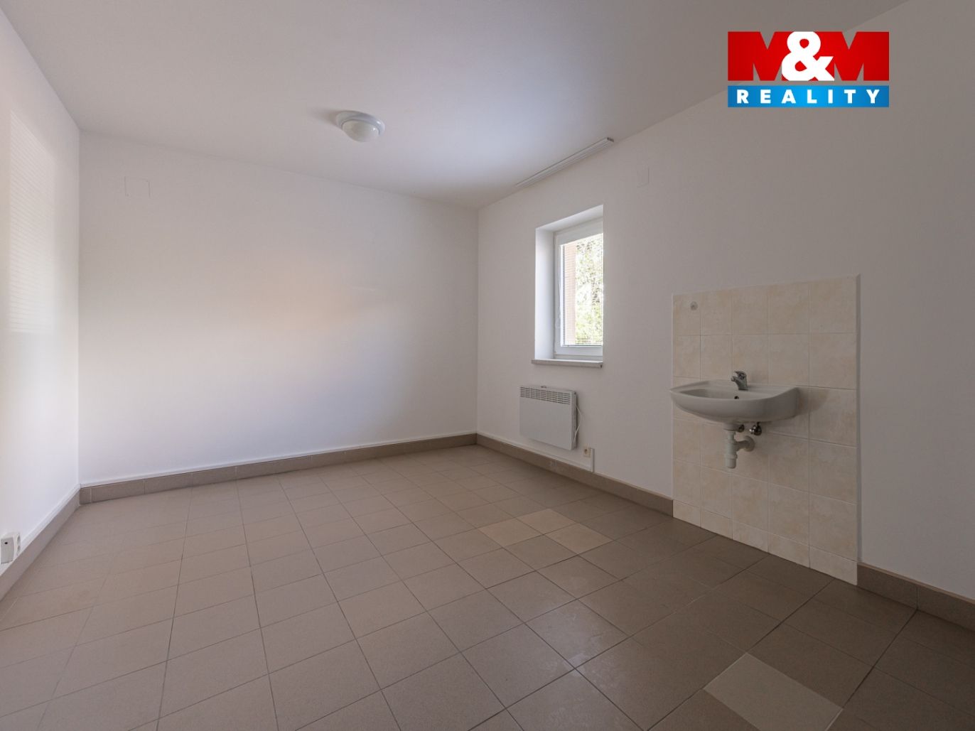 KOMERCNI PROSTORY MILOVANICE-26.jpg