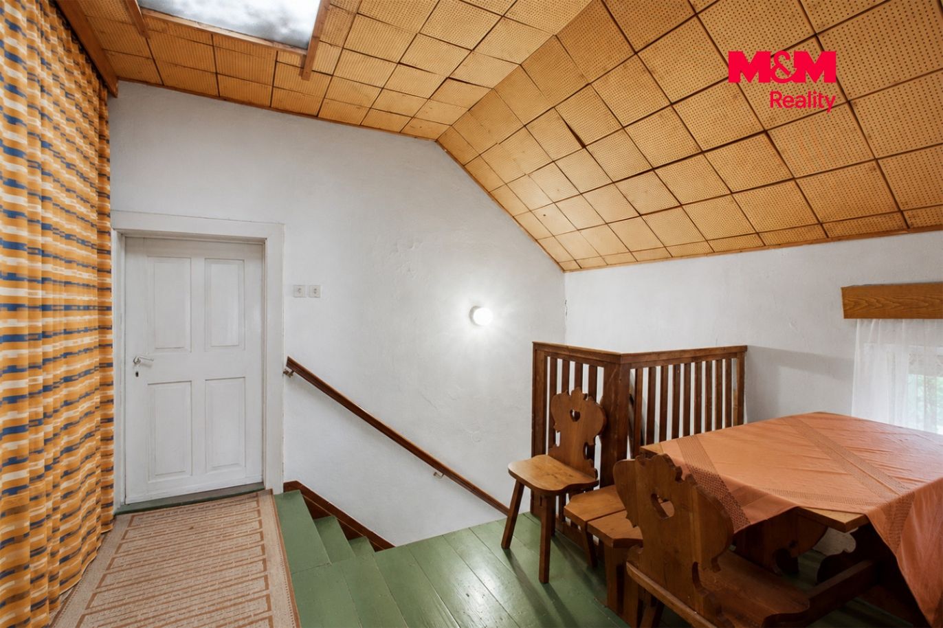 Realitní fotografie - Mrsklesy - Natálie Tomešová - 6 - AI.jpg