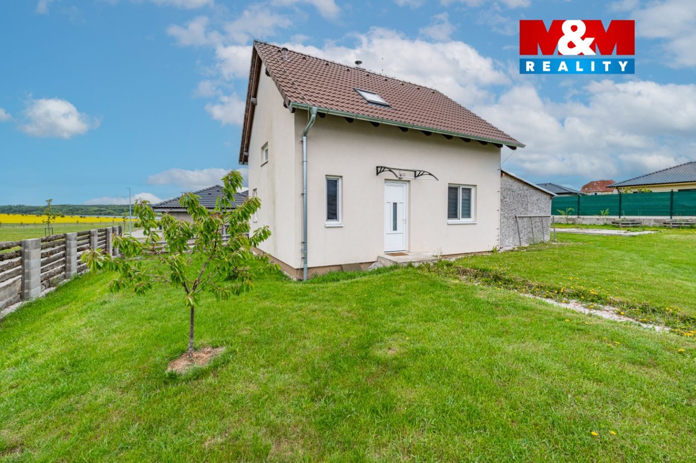 Dům