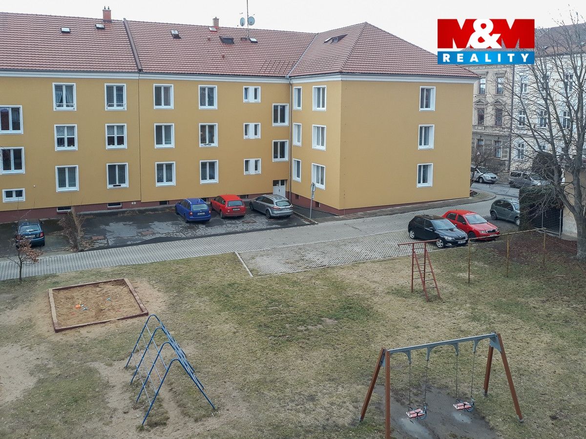 11 výhled z okna.jpg