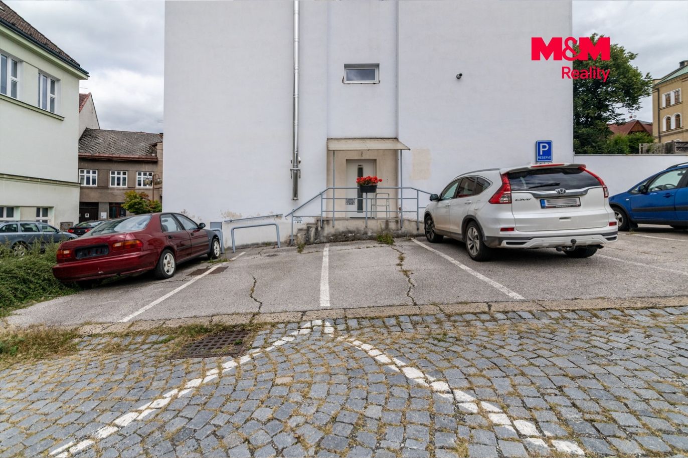 Parkovací stání