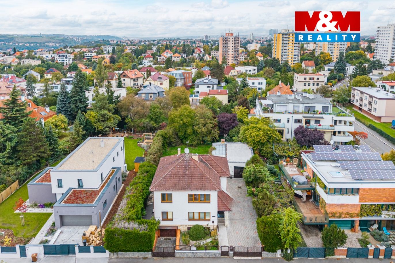 Prodej rodinného domu, 233 m², Praha, ul. Korandova