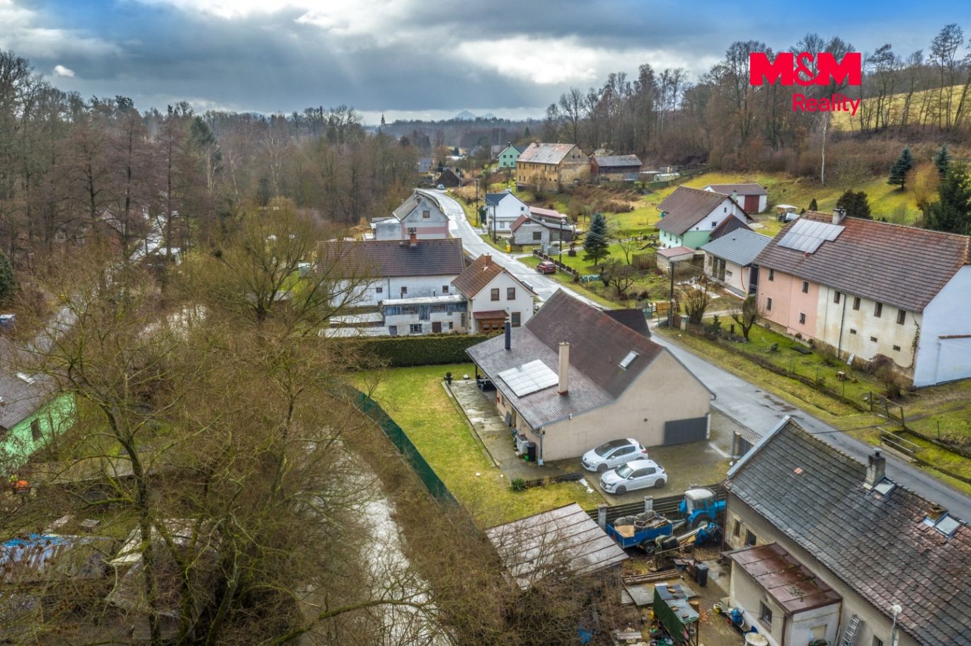 pohled na dům