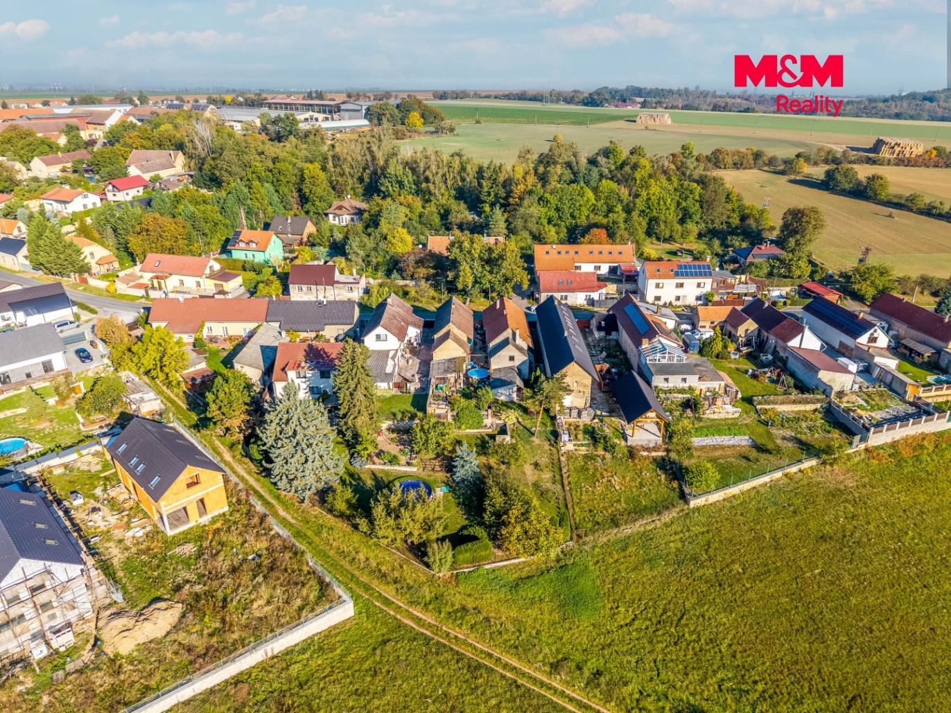 Dům