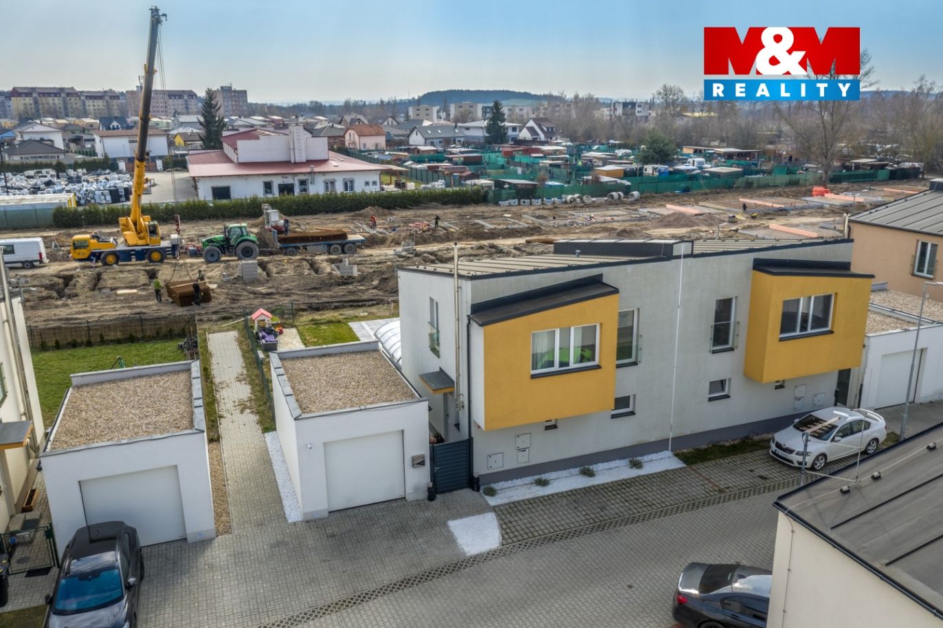 Dům