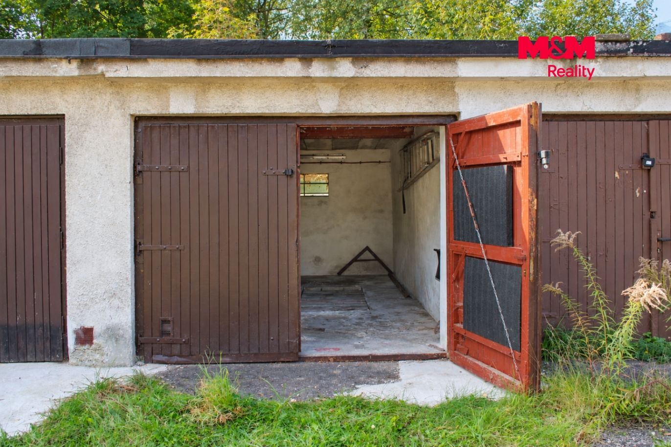 garáž
