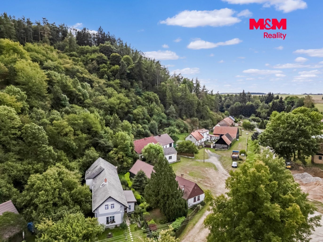 dji_0989-dji_0991.jpg