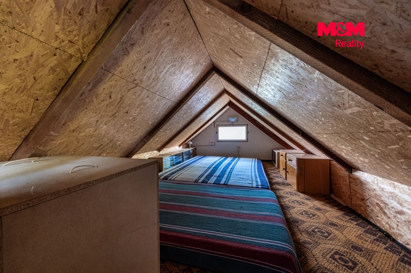 Prodej chaty, 28 m², Klokočná
