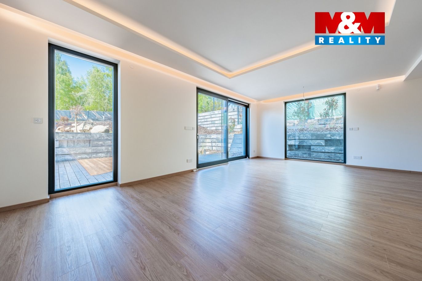 940723 - Prodej rodinného domu, 210 m², Velké Popovice