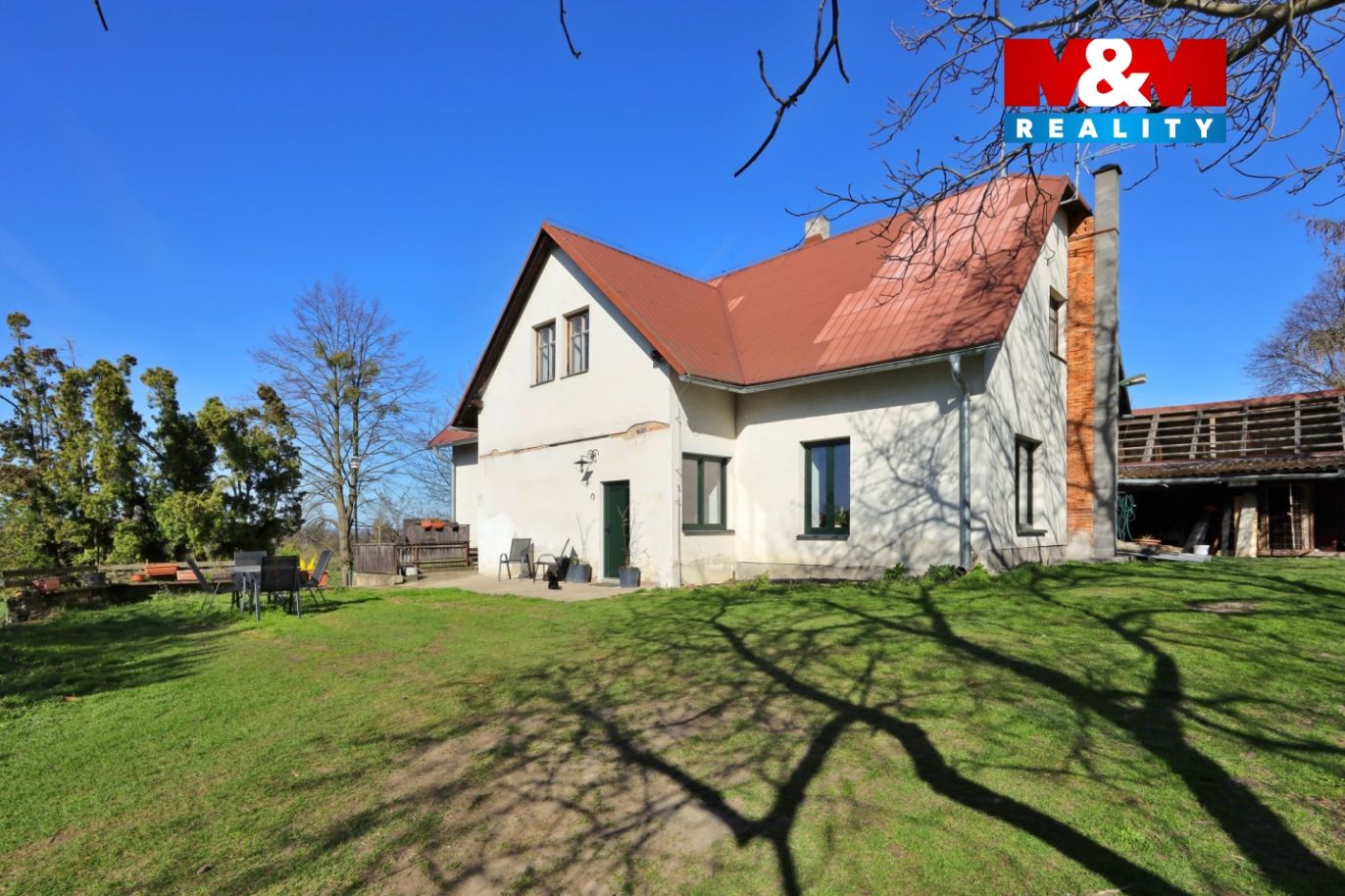 dům