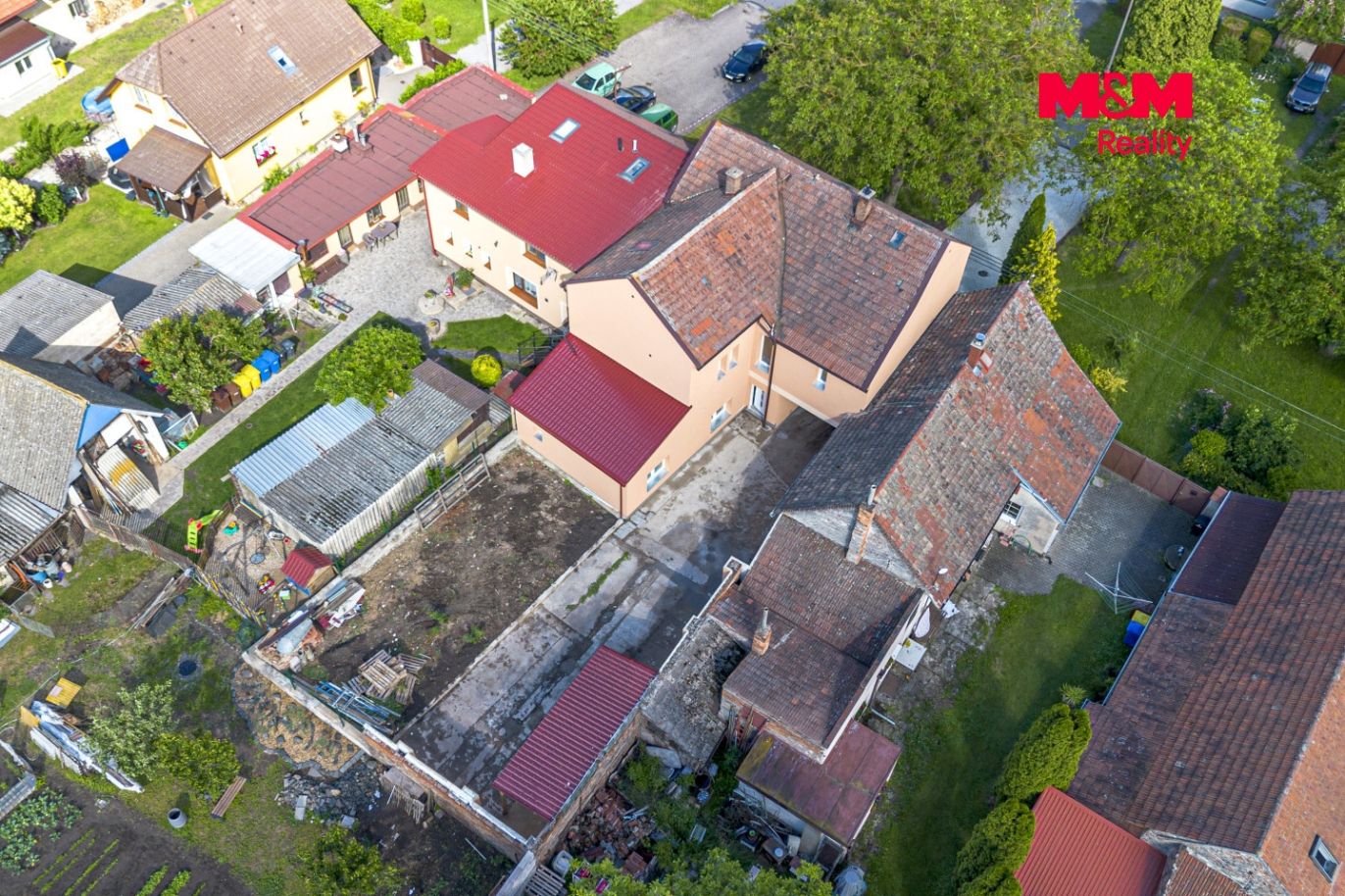 dab4df3a-2b9a-4651-8d2b-a22daab243bc.jpg