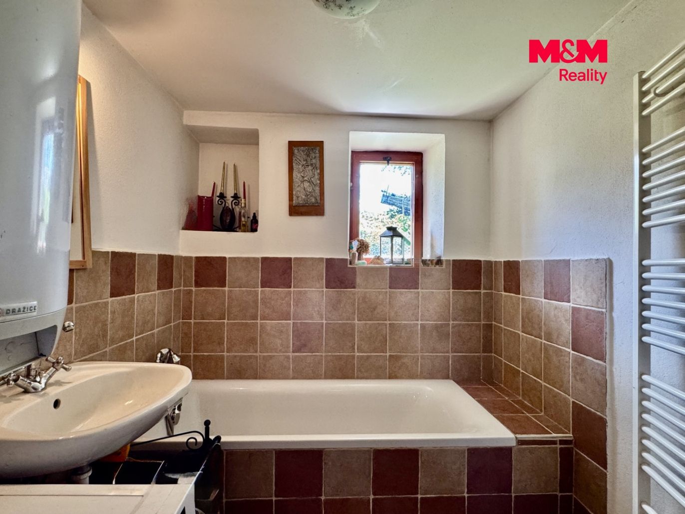 Prodej zemědělské usedlosti s pozemky 37992 m², Světce