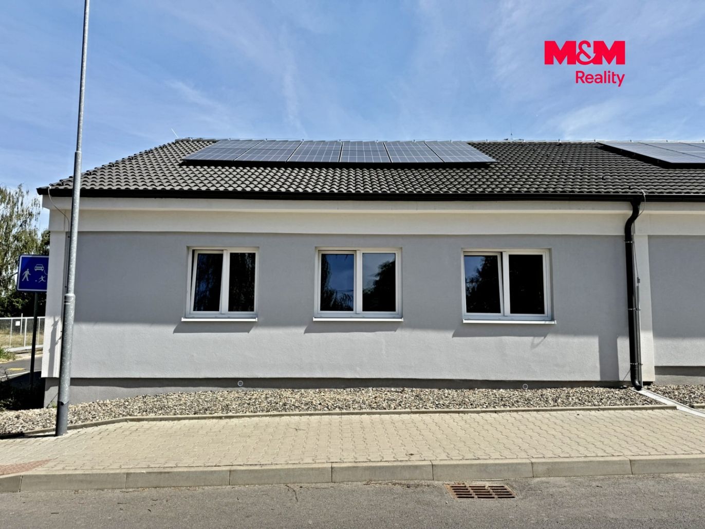 Dům