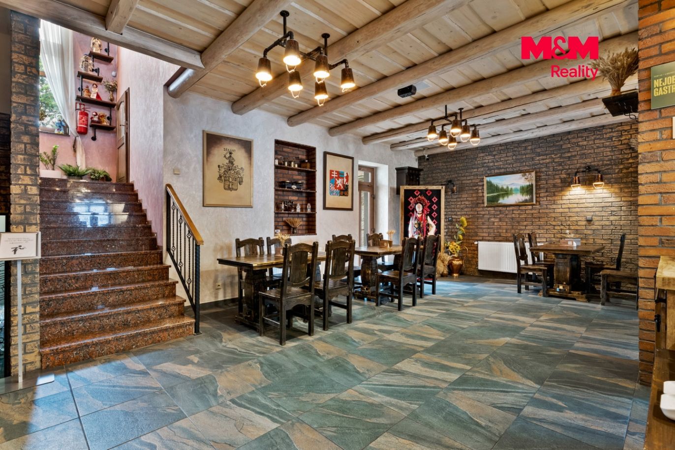 Restaurace