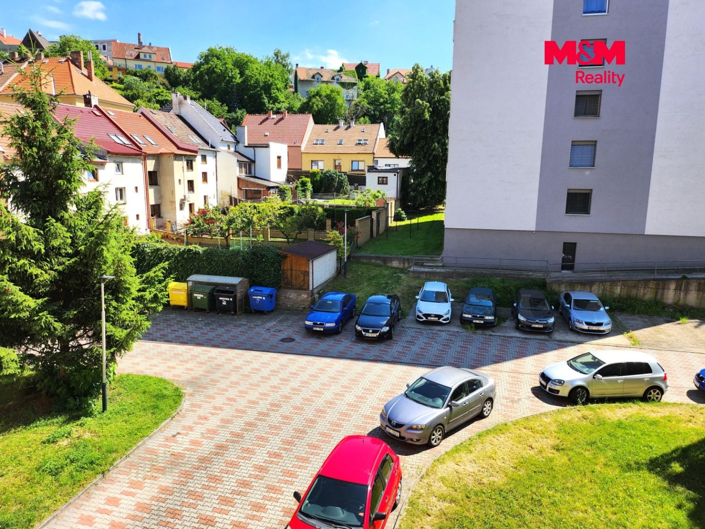parkování za domem