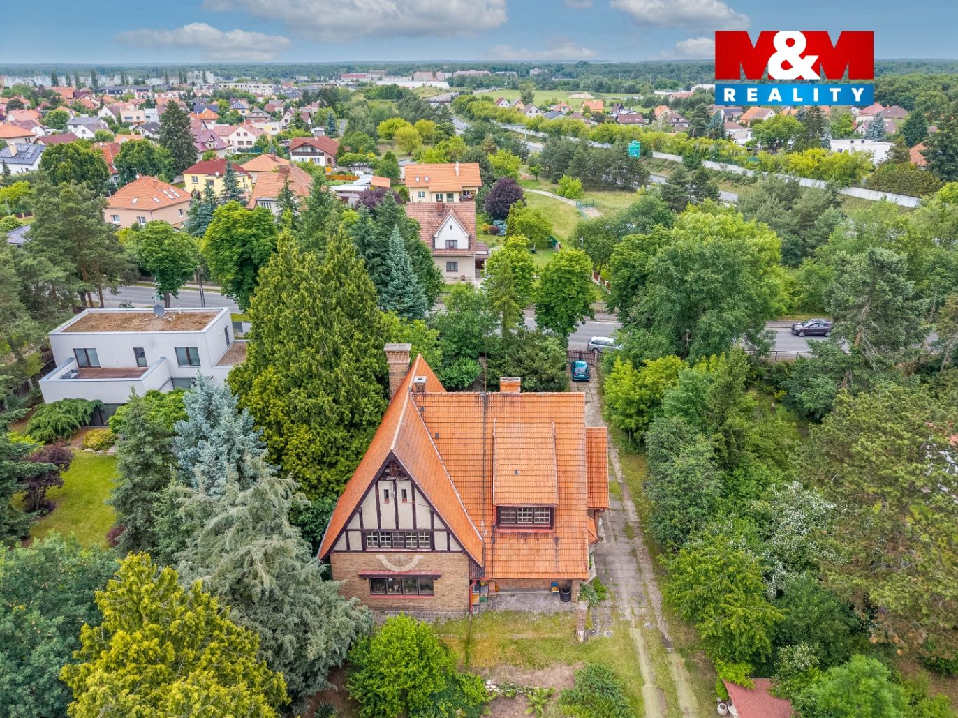 Dům