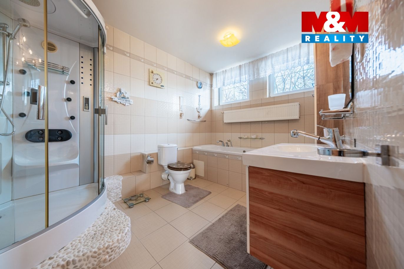Pronájem rodinného domu, 220 m², Praha, ul. Markvartická