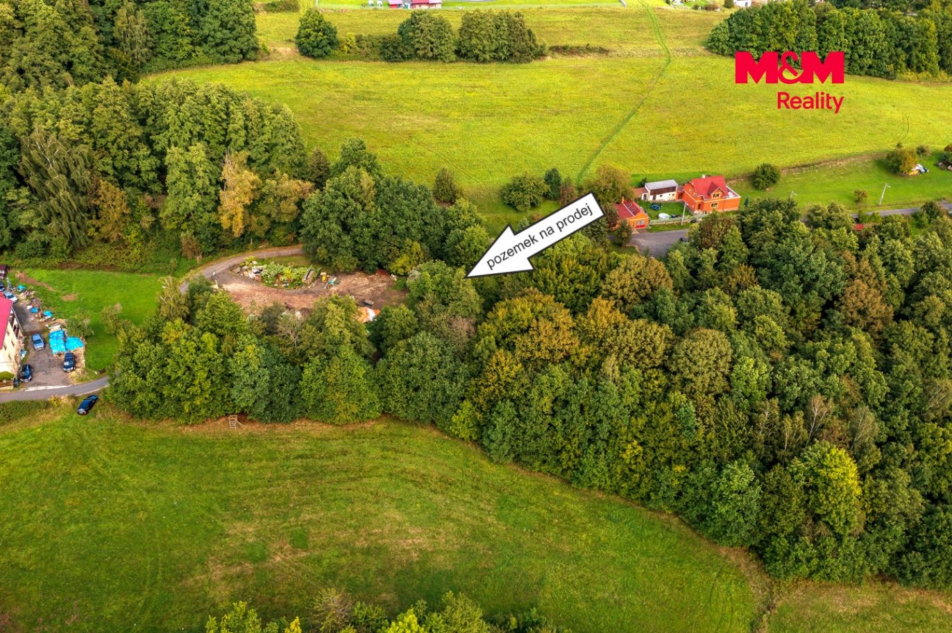 pohled na pozemek