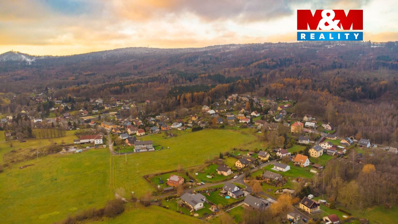 Pohled na pozemek