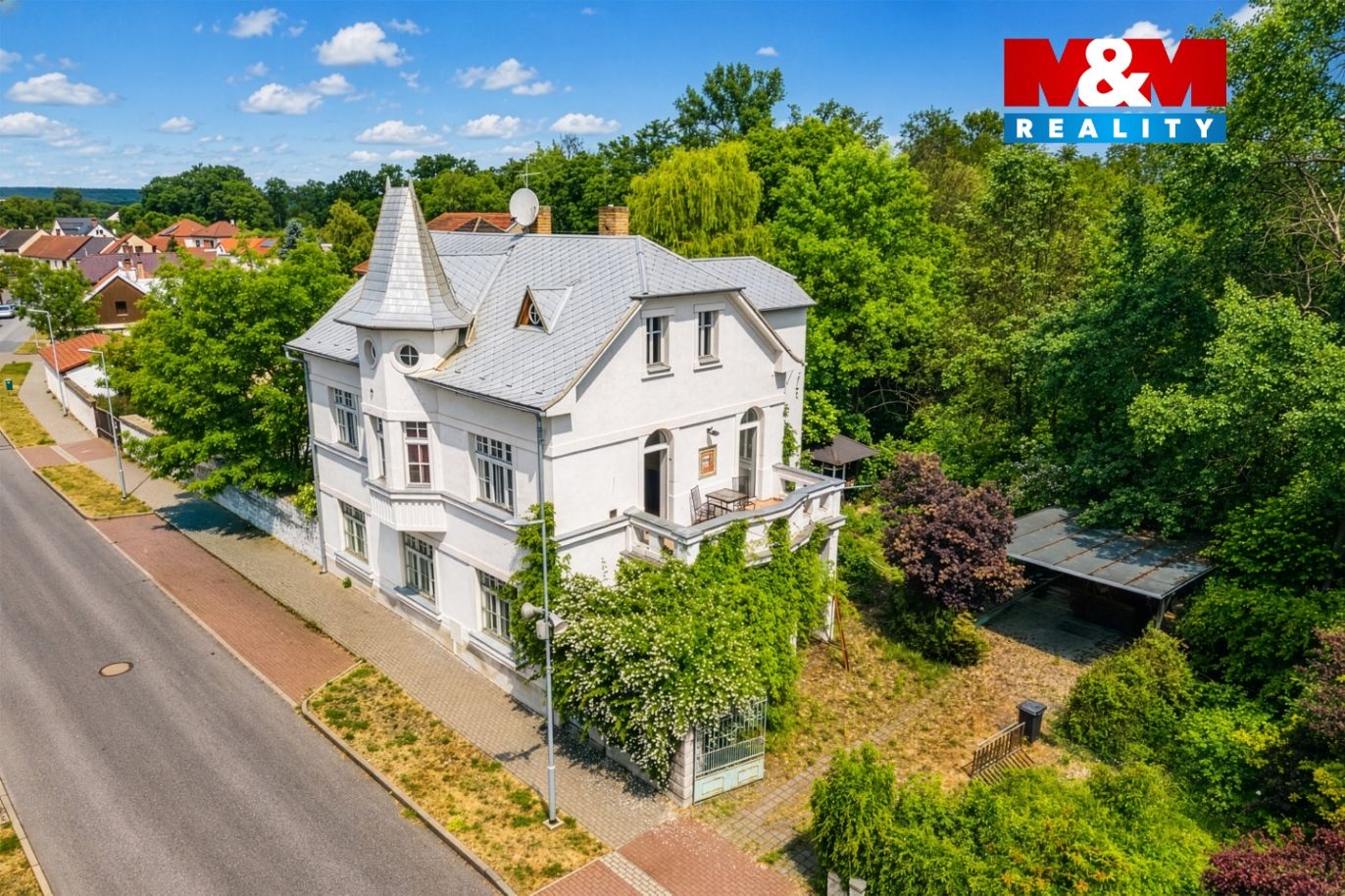dům