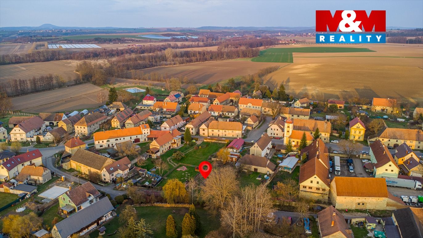 pohled na pozemek