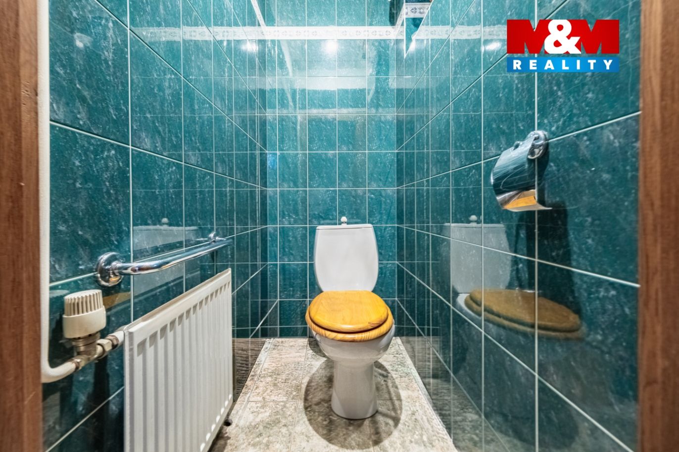 Samostatné WC v bytě 3+1 v 1. NP