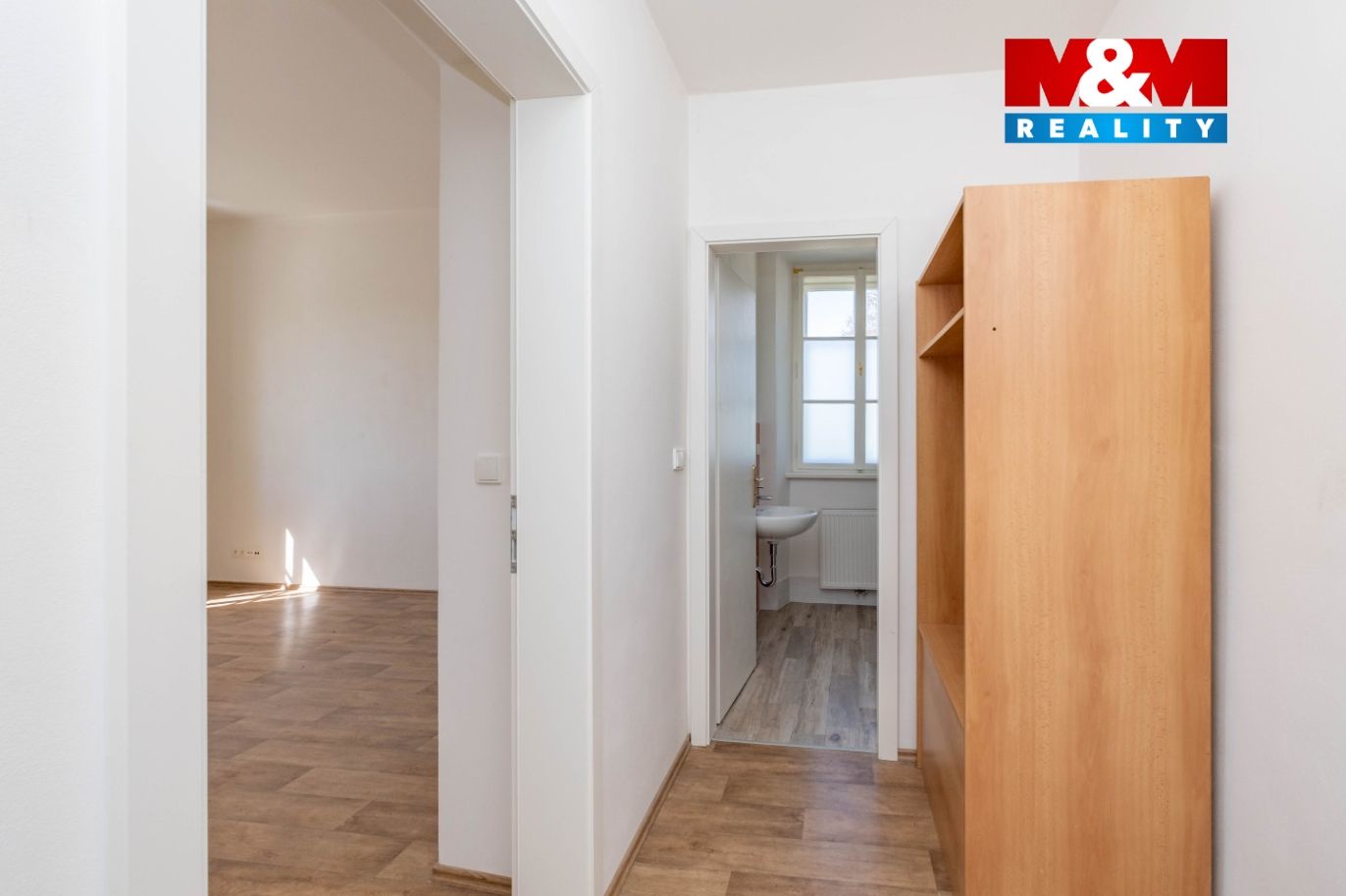 Pronájem bytu 1+kk, 32 m², Studeněves, okr. Kladno