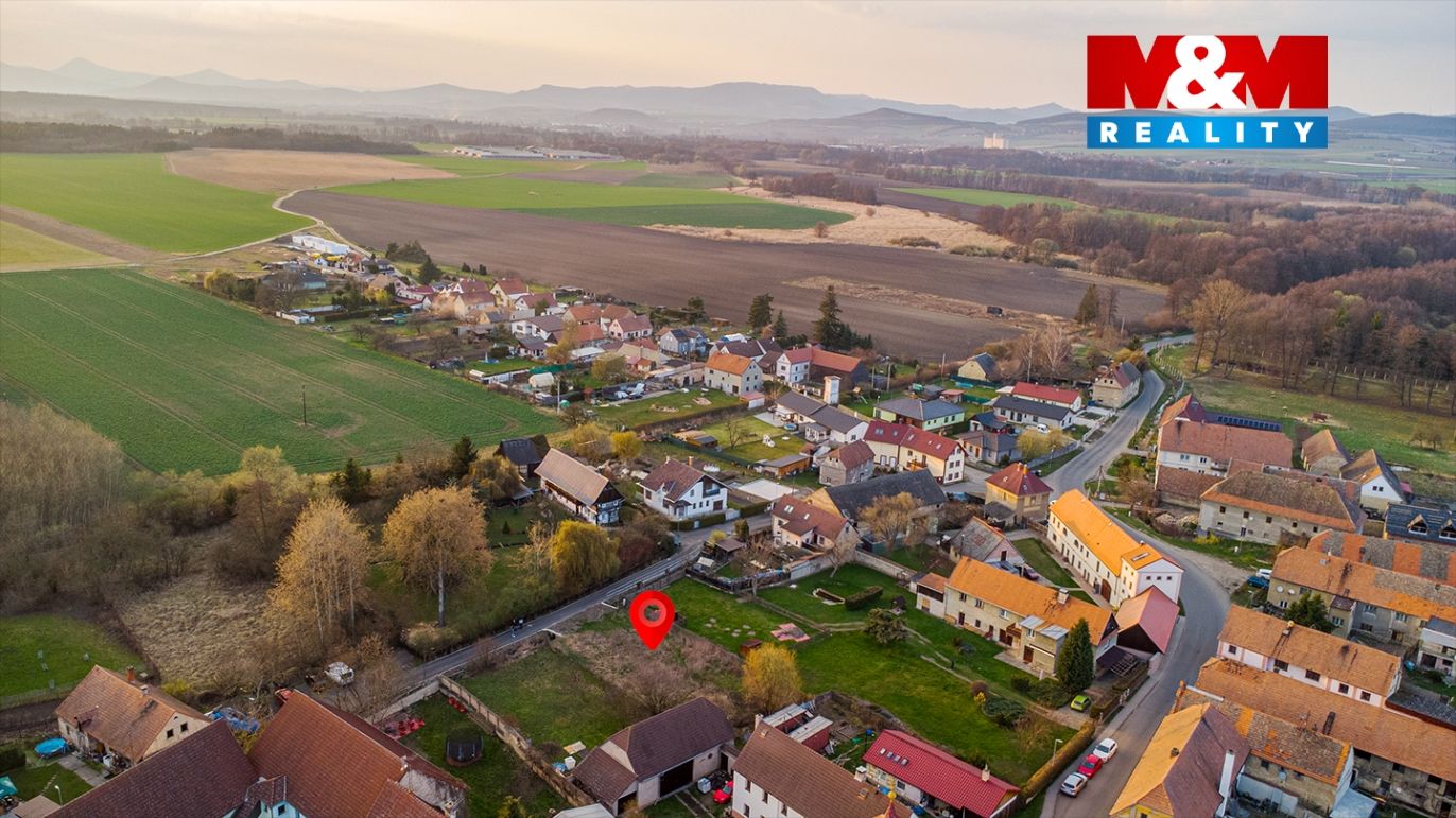 pohled na pozemek