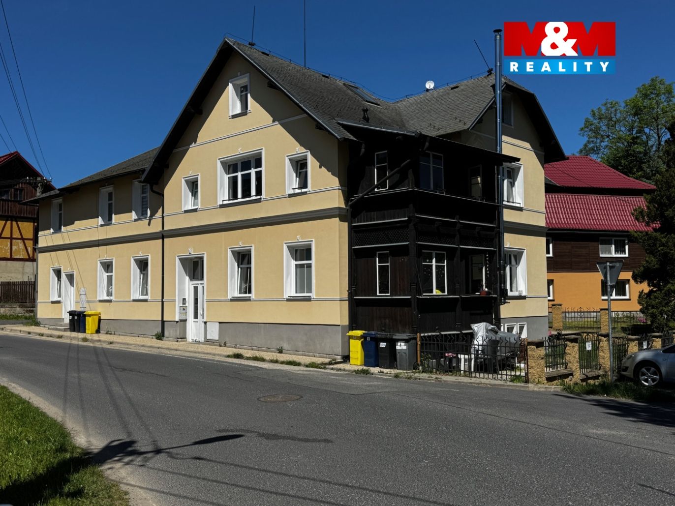 dům