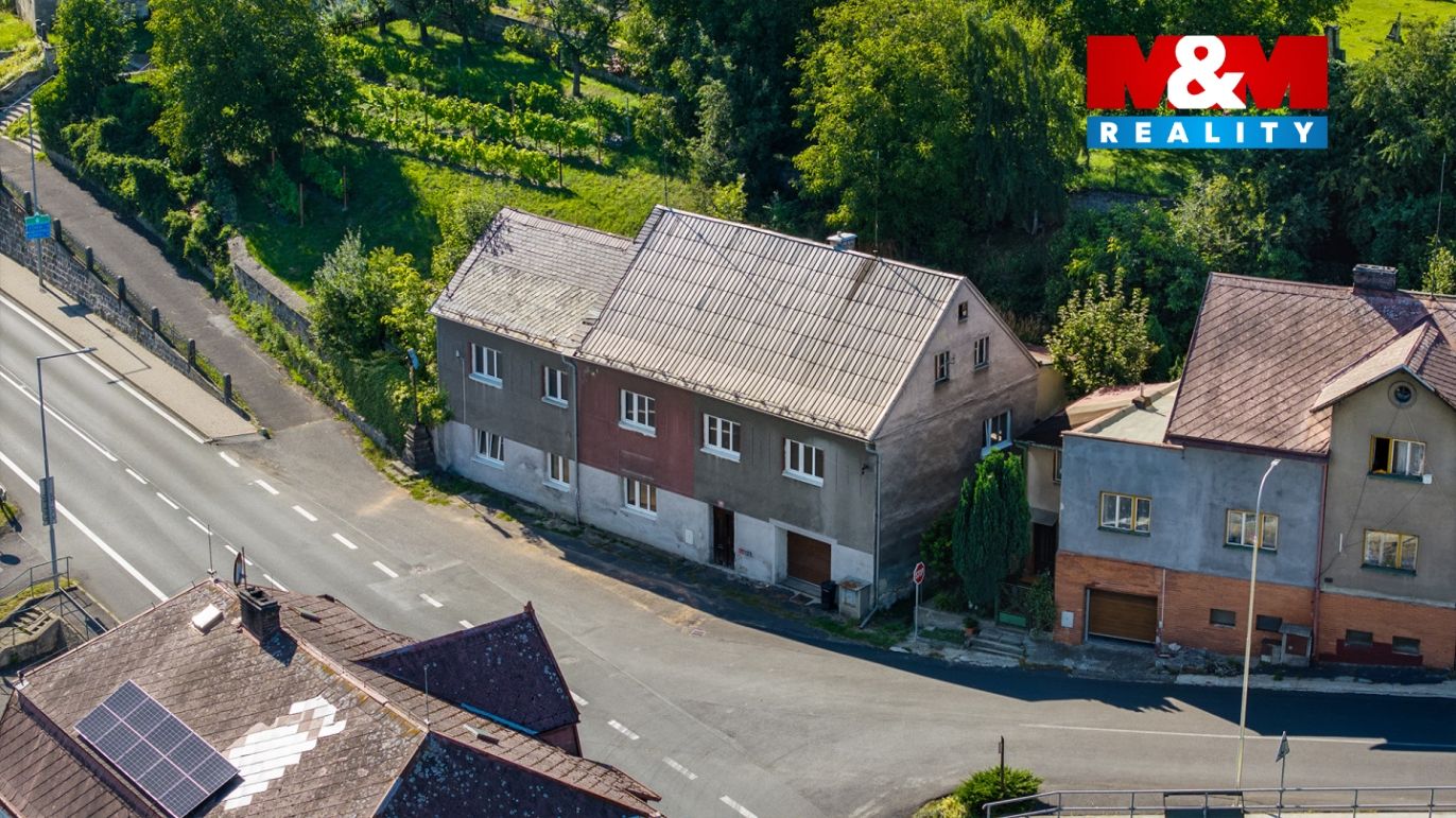 dům