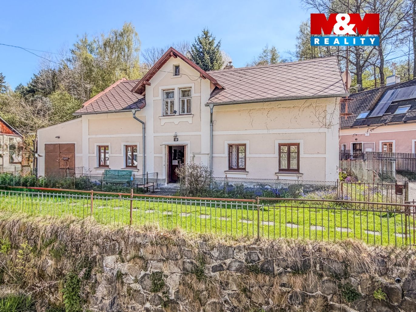 dům