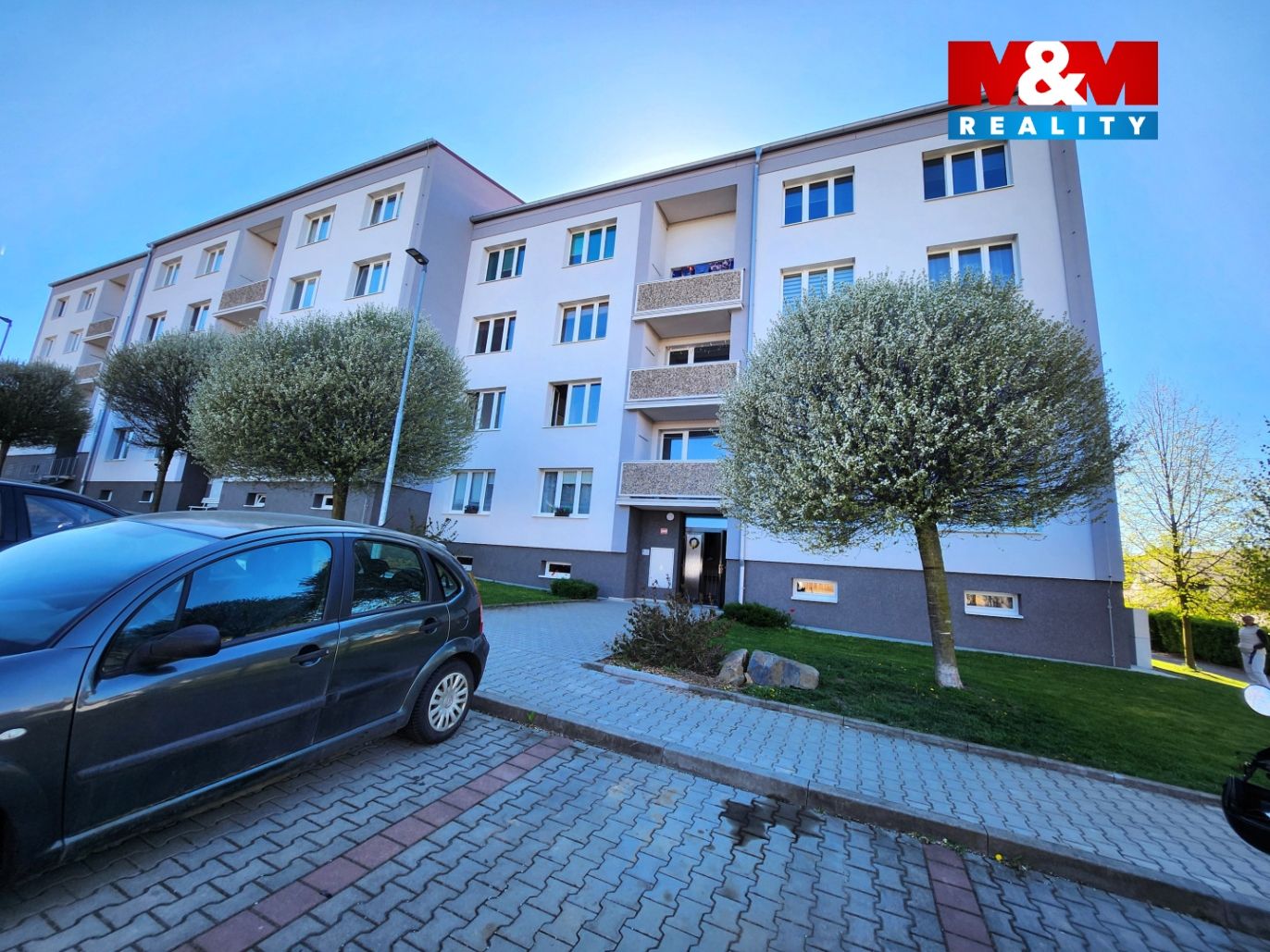 dům