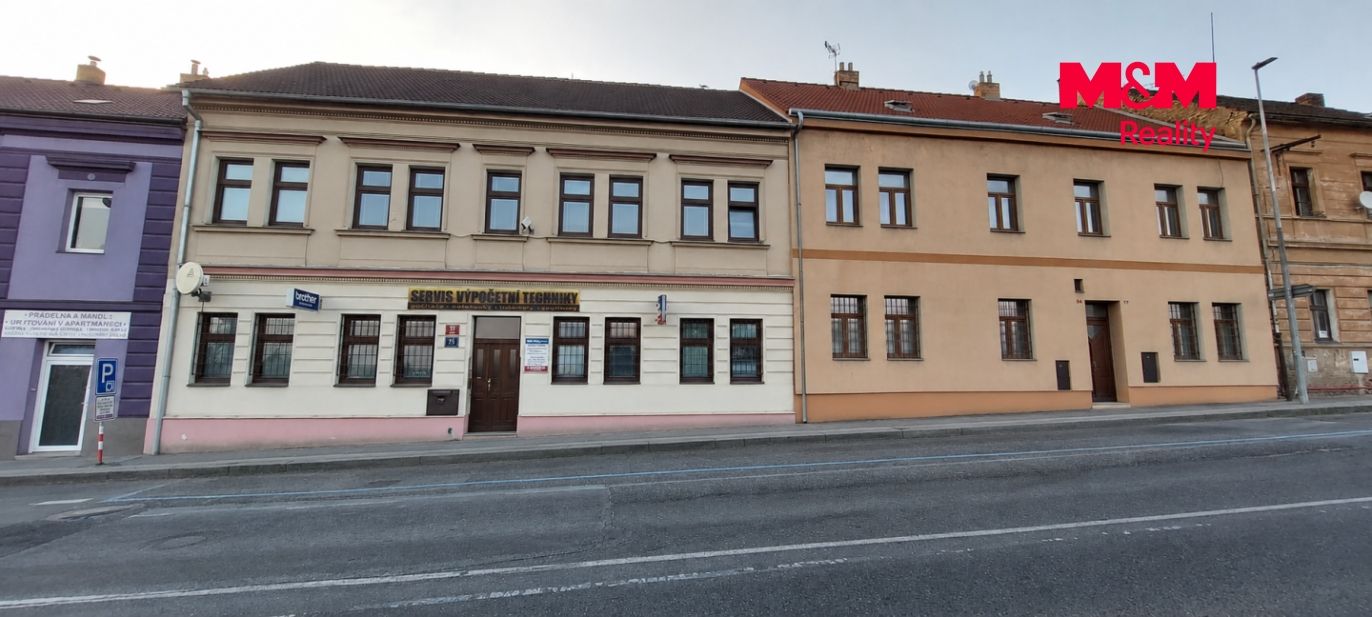Dům