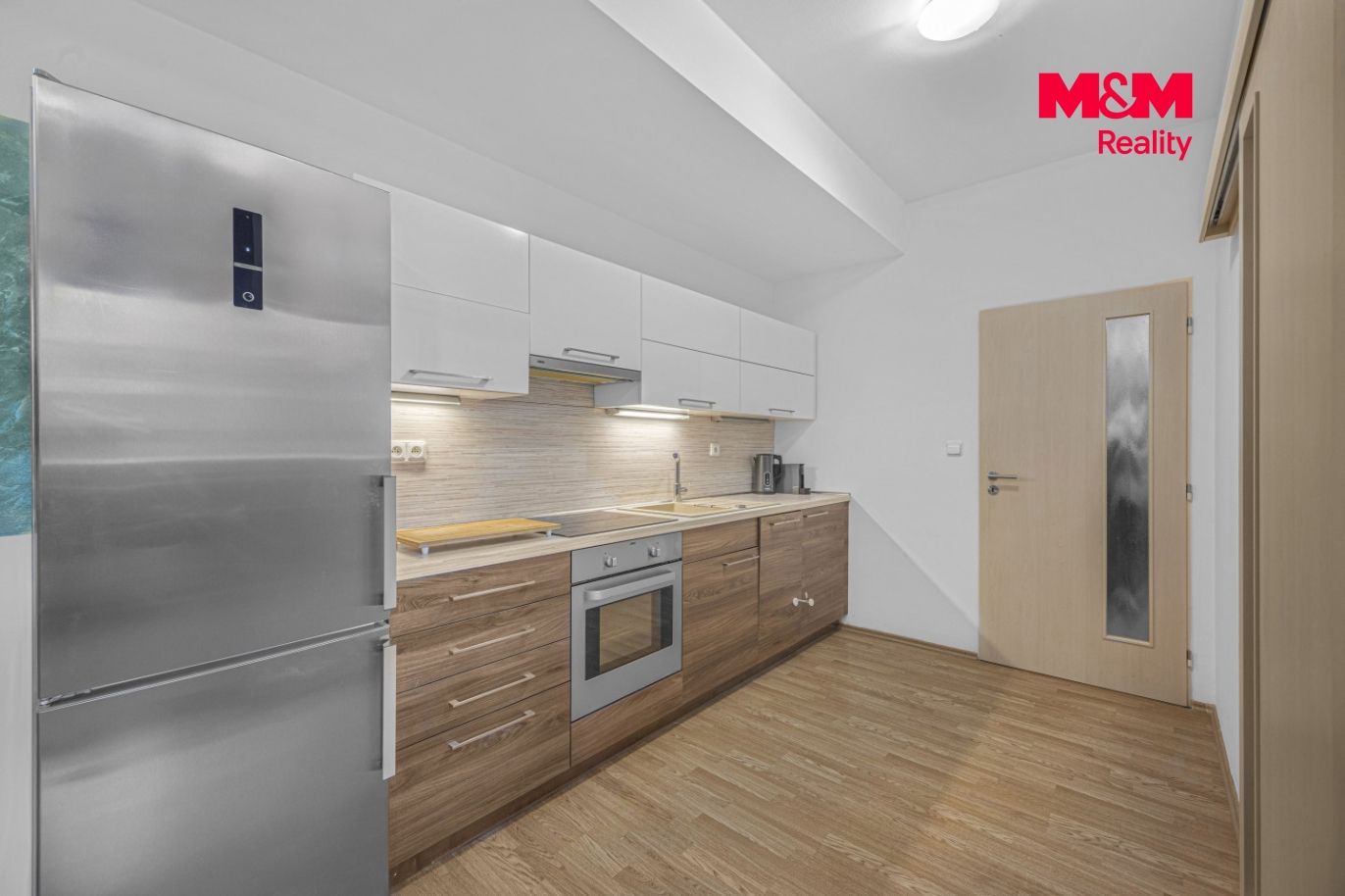 Prodej bytu 2+kk, 42 m², Hradec Králové, ul. Resslova