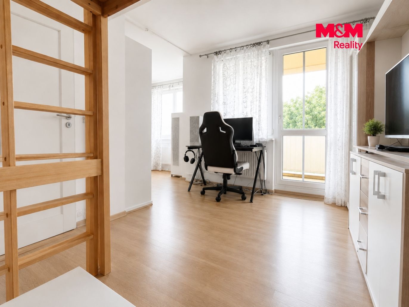 948643 - Prodej bytu 1+kk, 41 m², Klecany, ul. V Honech