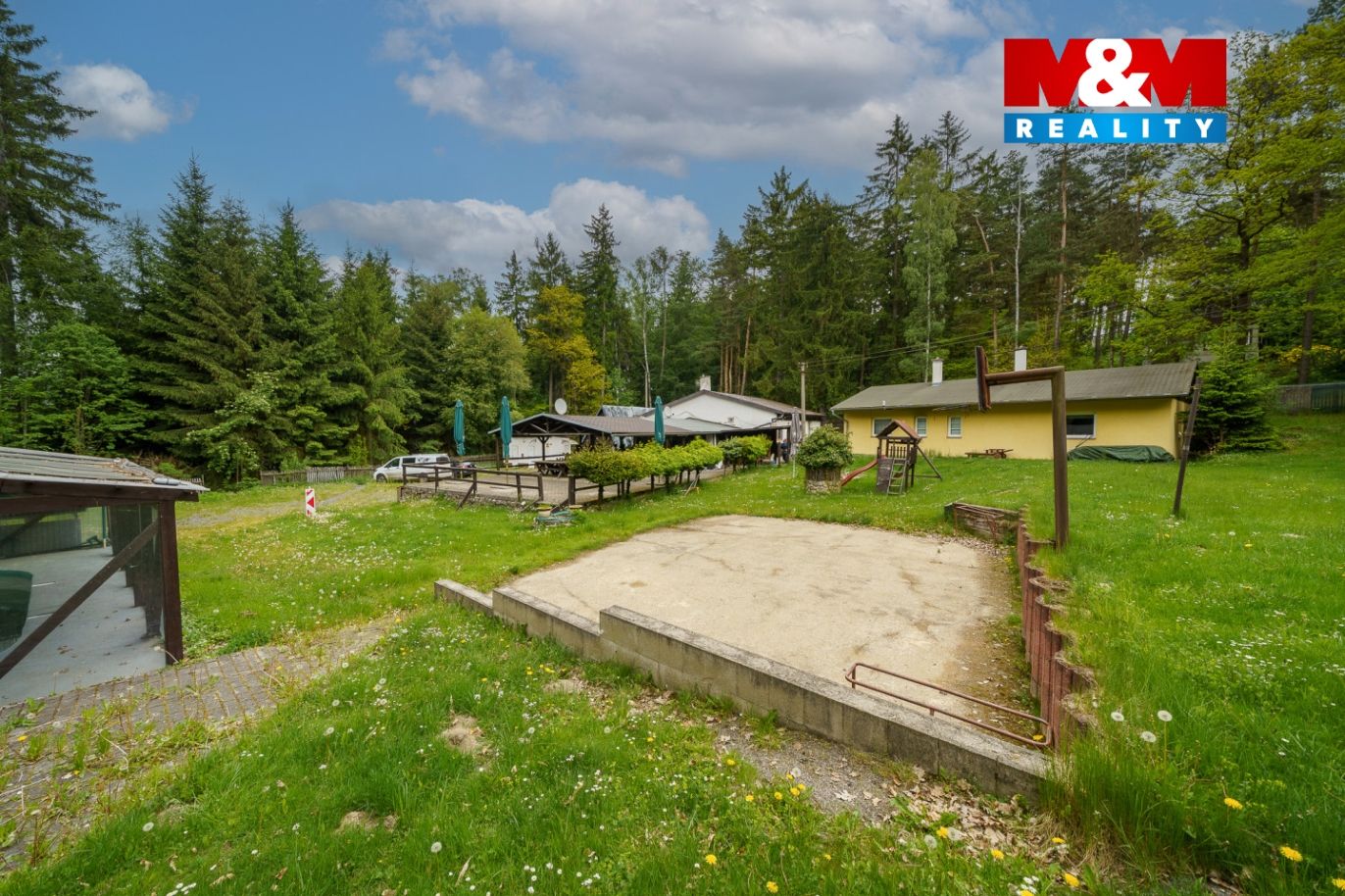 Prodej rekreačního areálu- Kemp, 795 m², Mezirolí