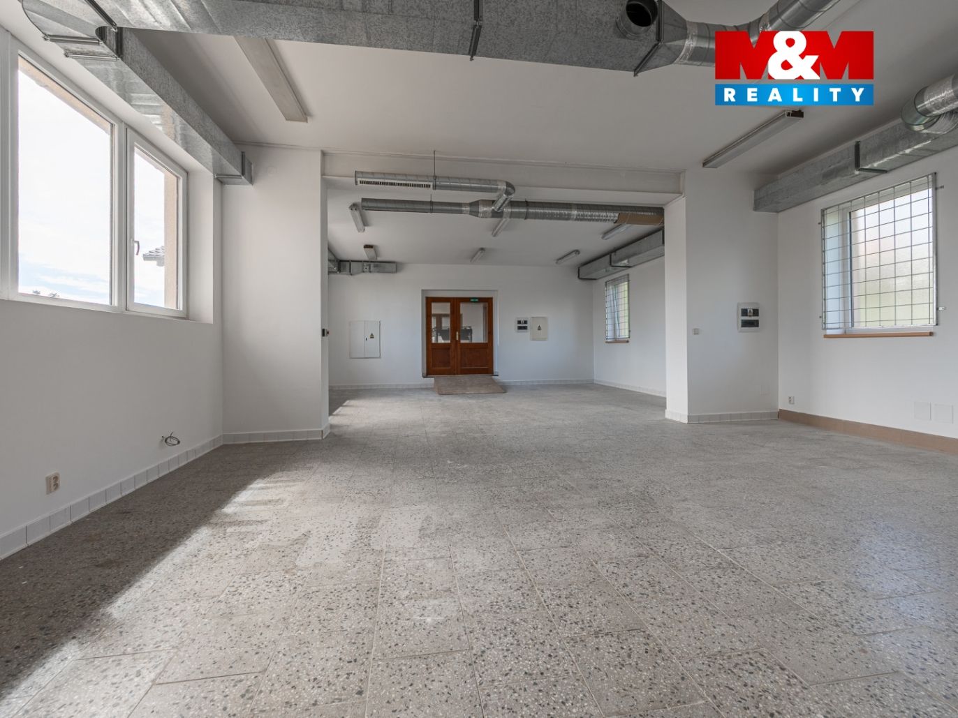 KOMERCNI PROSTORY MILOVANICE-32.jpg