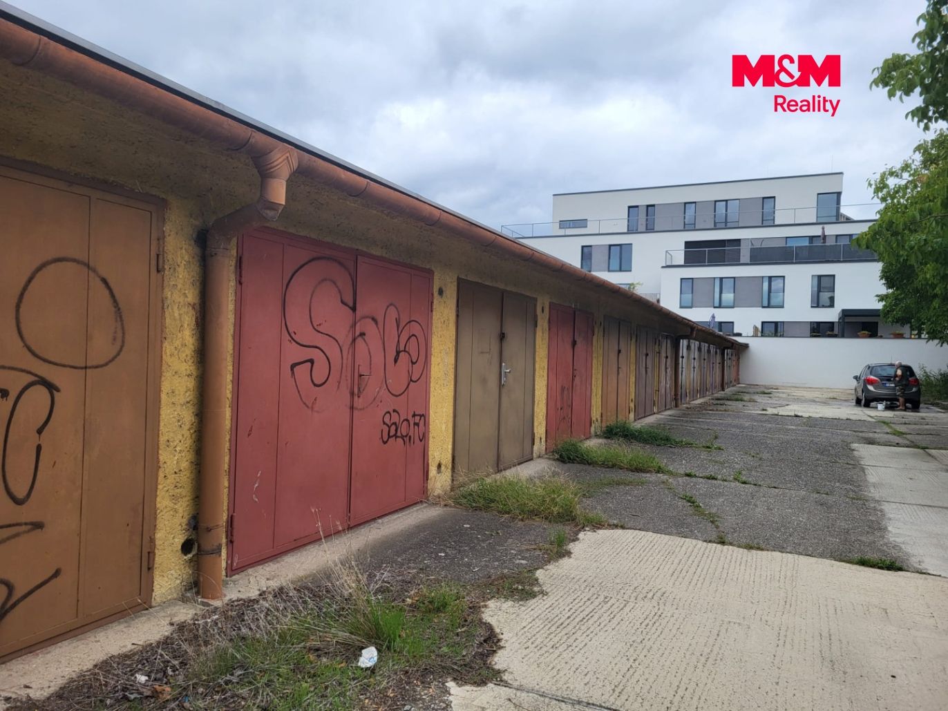 foto 3 pohled na novostavby bytů.jpg