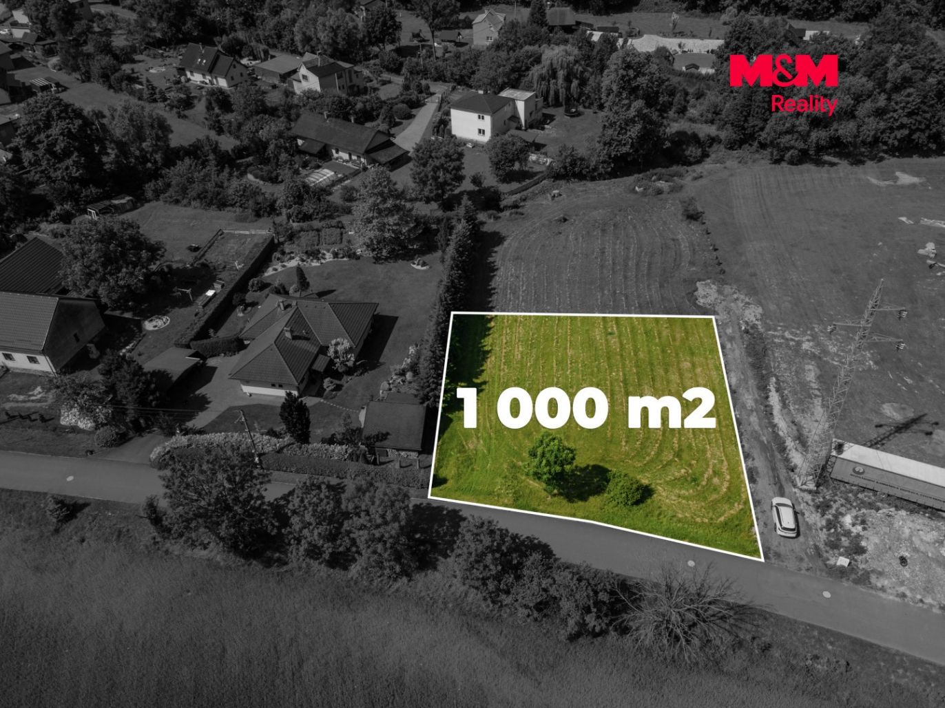 Pozemek 1000m2.jpg