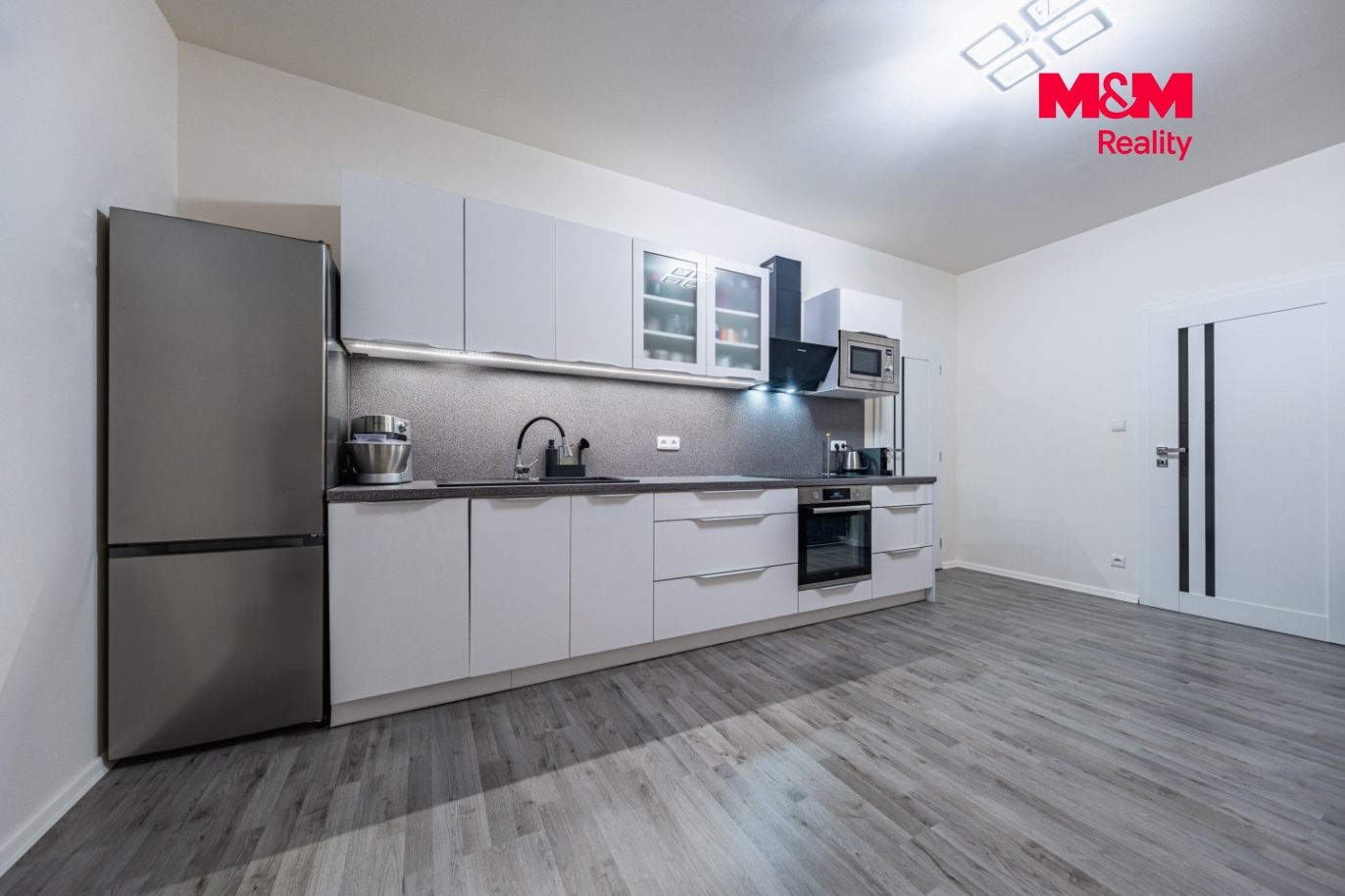 Prodej rodinného domu, 379 m², Mukařov, ul. Do Vrchu