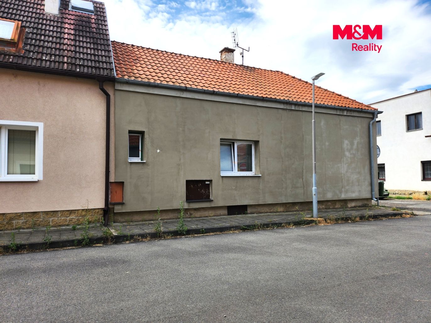 dům