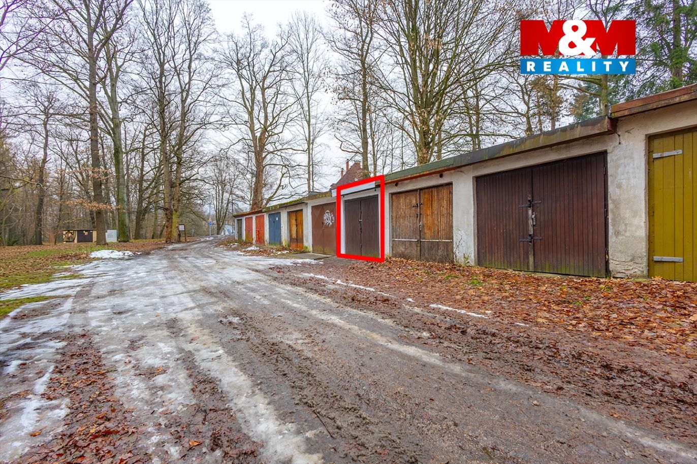 Příjezdová cesta