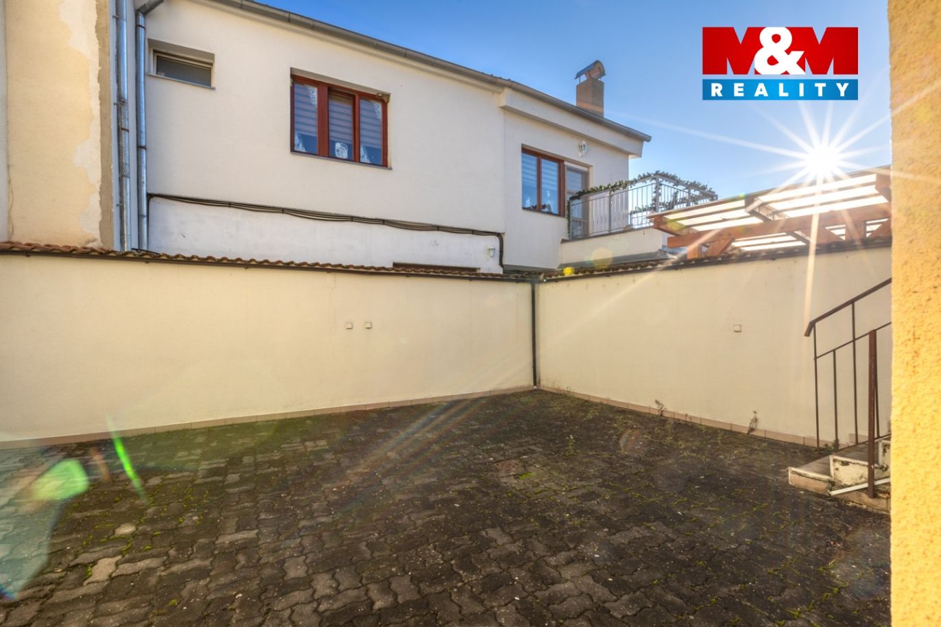 Realitni╠ü fotografie - Postoloprty - Zden╠îka Ipserova╠ü - 38.jpg