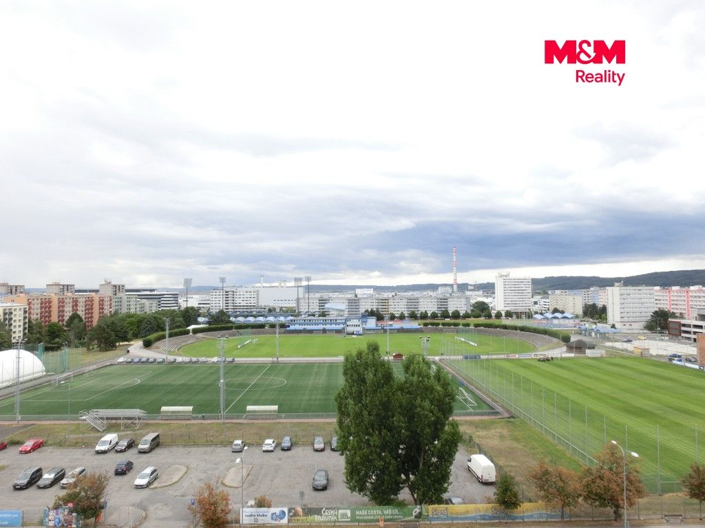 pohled na sportovní stadion