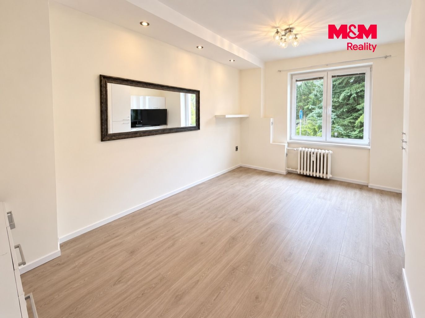 Pronájem bytu 1+kk, 21 m², Liberec, ul. Stavbařů